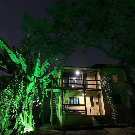 Casa Amarela Cipo Suites E Cipo Kombi Vip 600M Centro Serra Do Cipo Santana Do Riacho Exterior photo